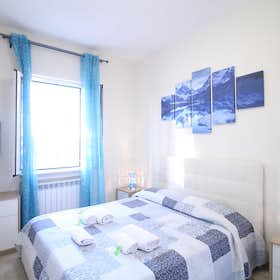 Apartment for rent for €3,500 per month in Rome, Via Maso Finiguerra