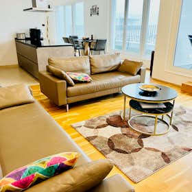 Appartement te huur voor € 3.800 per maand in Hanau am Main, Nußallee