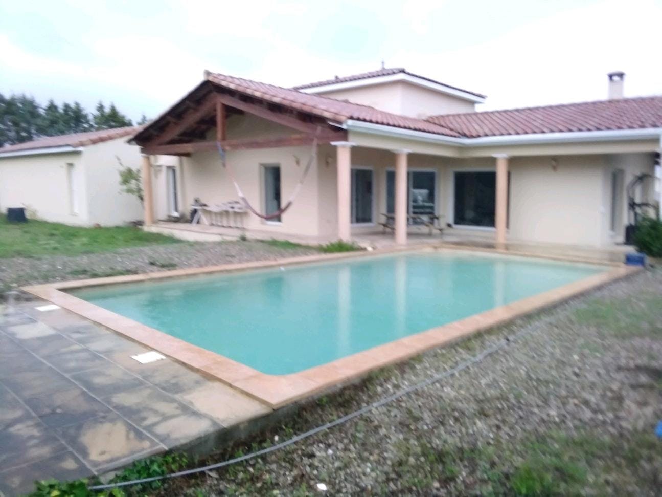 House for rent for €1,500 per month in Saint-Jean-de-Fos, Route de Gignac