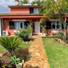 Haus zu mieten für 3.500 € pro Monat in Palma, Residència Son Gual-a
