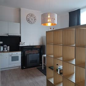 Huis te huur voor € 750 per maand in Liège, Rue Grétry