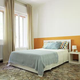Cameră privată de închiriat pentru 700 EUR pe lună în Bologna, Via Francesca Edera De Giovanni