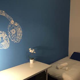 Private room for rent for €620 per month in Barcelona, Carrer Ample