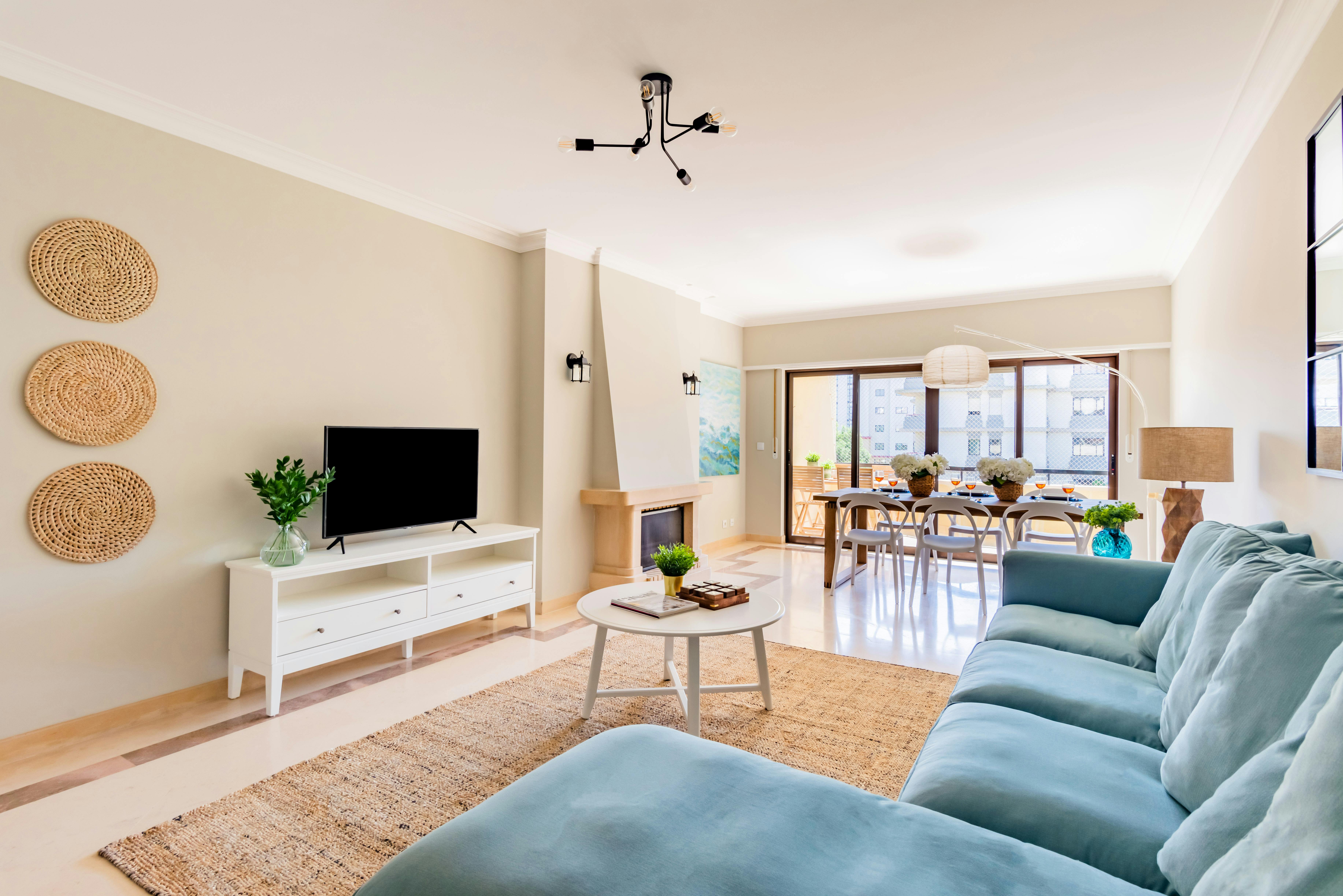 Apartment for rent for €6,420 per month in Cascais, Avenida Nossa Senhora do Rosário