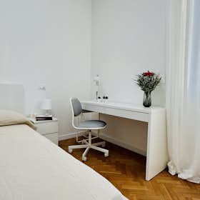 Отдельная комната сдается в аренду за 600 € в месяц в Padova, Via Francesco Dorighello