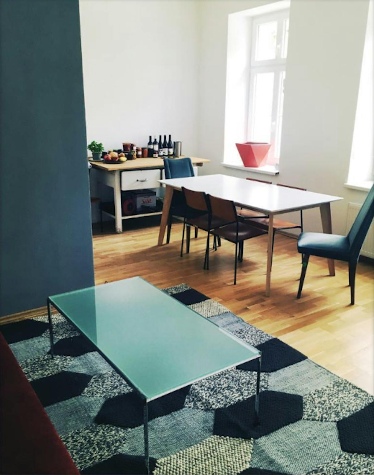 Serravagasse, Vienna preview