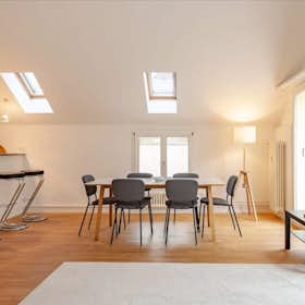 Apartment for rent for CHF 7,894 per month in Zürich, Richard-Wagner-Strasse