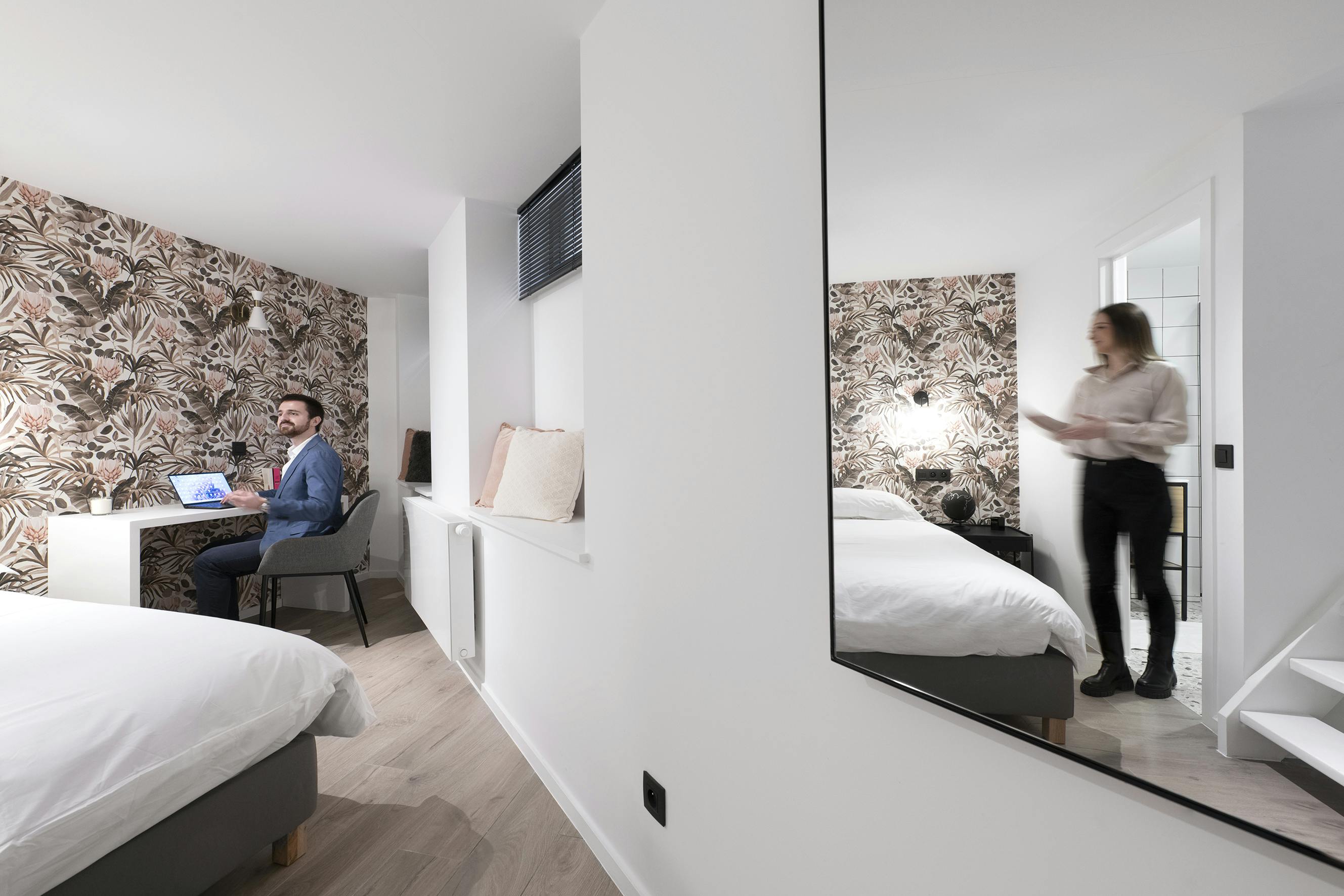 preview gallery tile