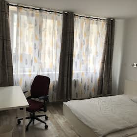 Private room for rent for €330 per month in Budapest, Üllői út