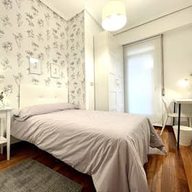 Chambre privée for rent for 660 € per month in Bilbao, Campo Volantin pasealekua