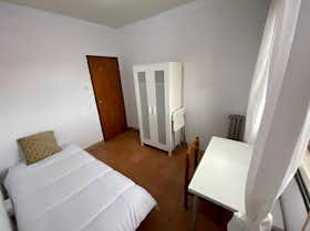 Privé kamer te huur voor € 460 per maand in Madrid, Avenida del Manzanares
