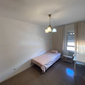 Private room for rent for €480 per month in Madrid, Calle del Cristo de la Victoria