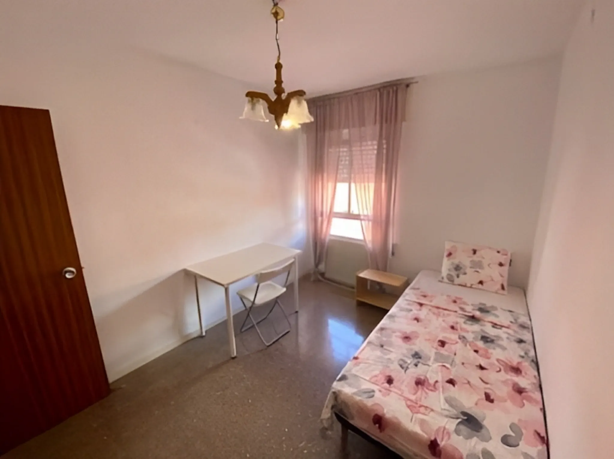 Calle del Cristo de la Victoria, Madrid preview