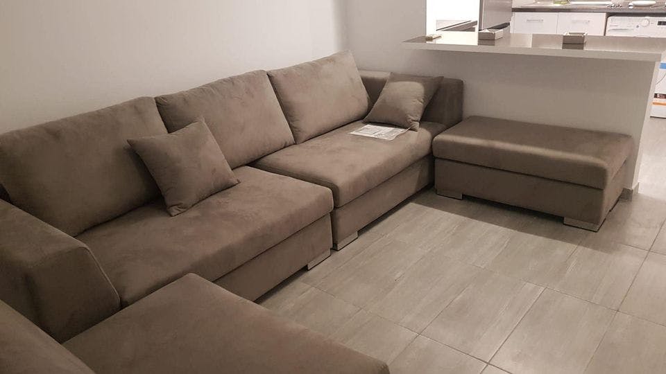 Wohnung zu mieten für 900 € pro Monat in Vouliagméni, Kyvelis