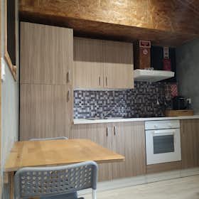 Studio for rent for €950 per month in Porto, Travessa dos Campos
