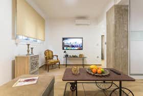 Monolocale in affitto a 750 € al mese a Athens, Erechtheiou