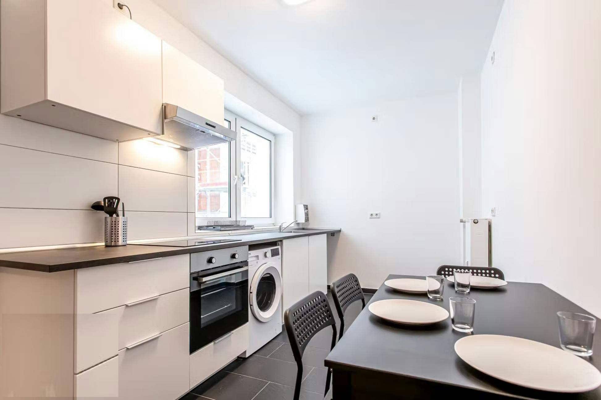Private room for rent on Elbestraße, Frankfurt am Main - Vista 6