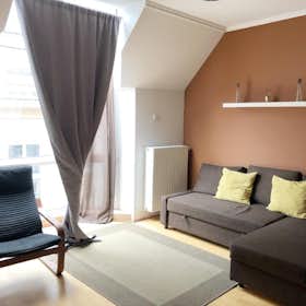 Apartment for rent for HUF 409,167 per month in Budapest, Wesselényi utca