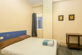Отдельная комната сдается в аренду за 500 € в месяц в Valencia, Carrer de Vicent Baldoví