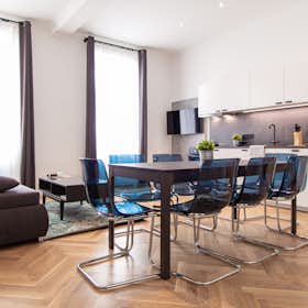 Apartment for rent for €3,200 per month in Vienna, Erdbergstraße