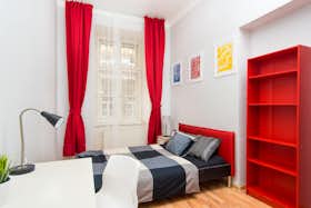 Private room for rent for CZK 18,505 per month in Prague, Vltavská