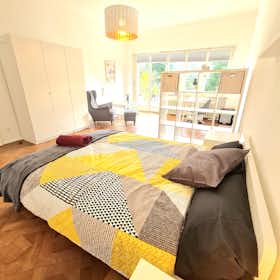 Habitación privada en alquiler por 930 € al mes en Bonn, Poppelsdorfer Allee