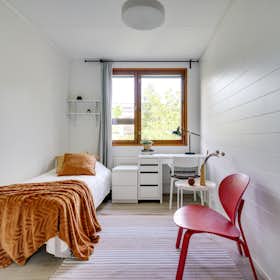 Private room for rent for €649 per month in Helsinki, Ratavartijankatu