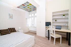 Private room for rent for CZK 18,501 per month in Prague, Jirsíkova