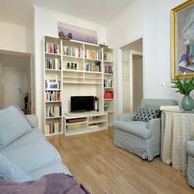 Apartment for rent for €2,100 per month in Rome, Via Urbana