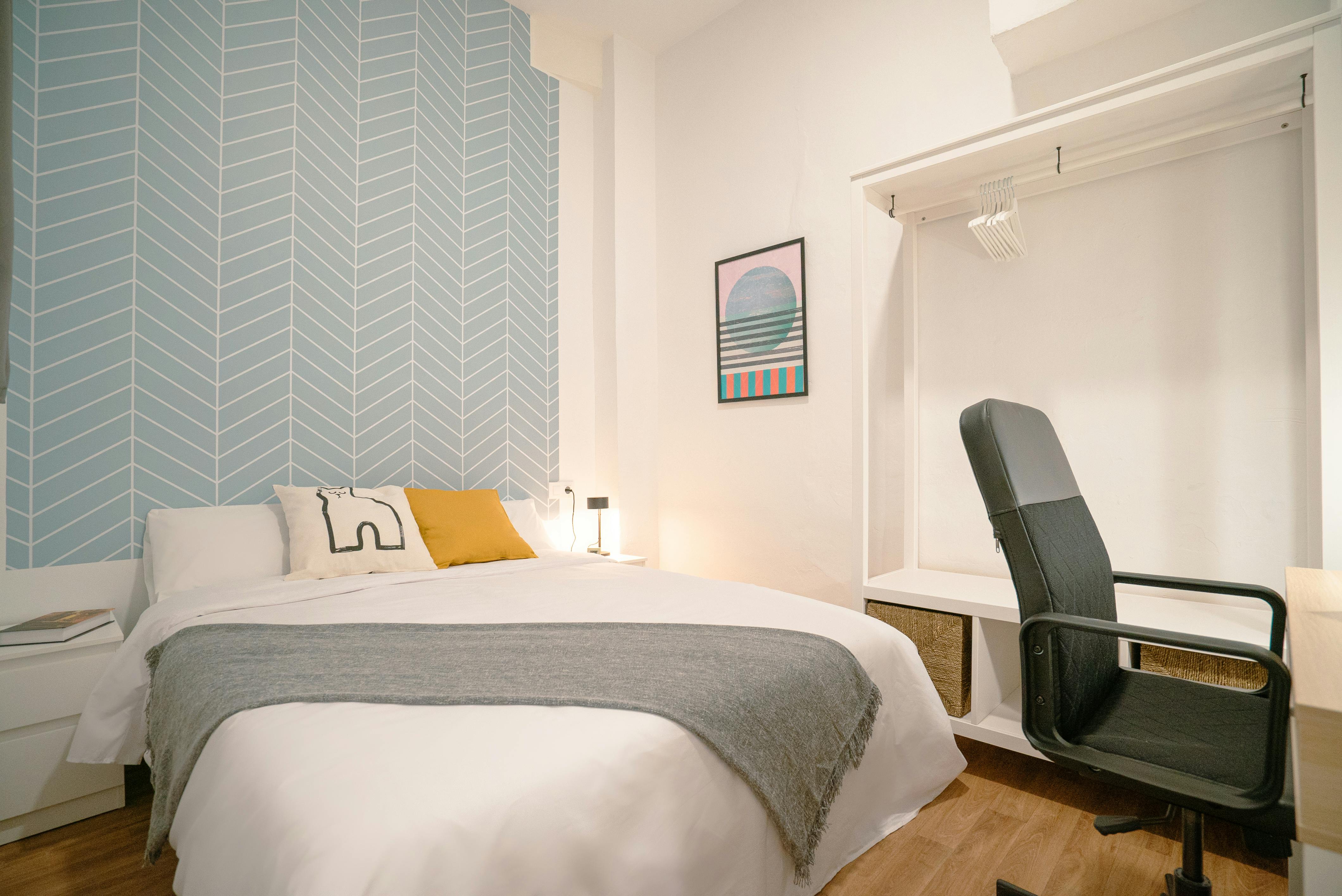 Private room for rent for €460 per month in Valencia, Carrer Banys de l'Almirall