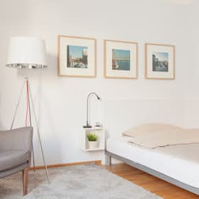 Apartment for rent for €1,290 per month in Köln, Werderstraße