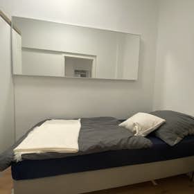 WG-Zimmer for rent for 530 € per month in Munich, Fraunhoferstraße