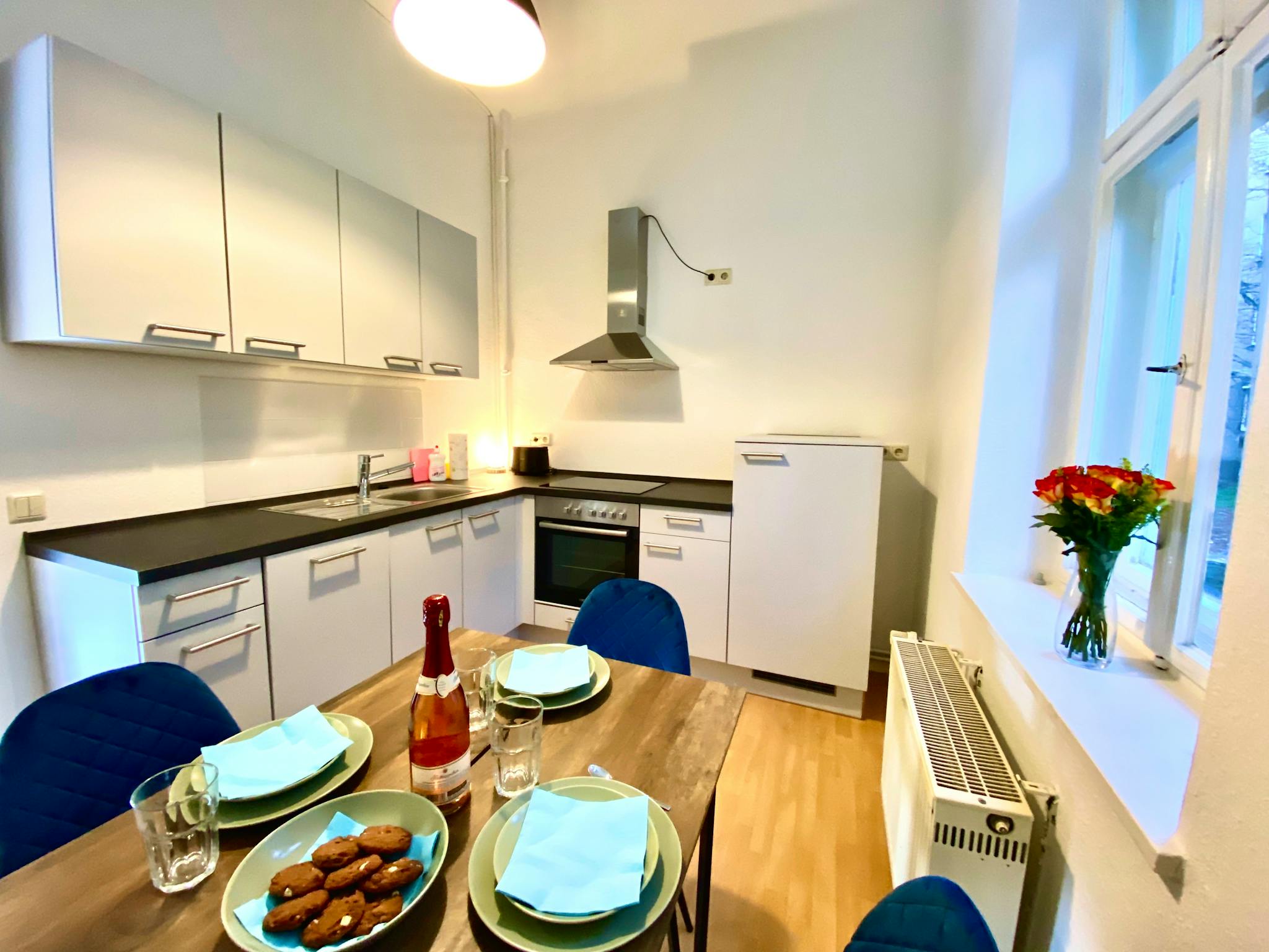 Leopoldstraße, Berlin preview