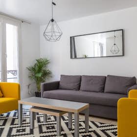Studio for rent for €1,700 per month in Paris, Avenue de Flandre