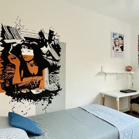 Отдельная комната сдается в аренду за 450 € в месяц в Padova, Via Fratelli Carraro