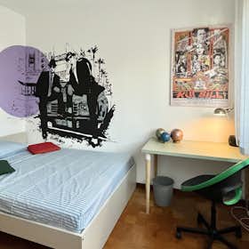 Приватна кімната за оренду для 450 EUR на місяць у Padova, Via Fratelli Carraro