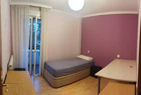 Pokój prywatny do wynajęcia za 450 € miesięcznie w mieście Coslada, Avenida de San Pablo