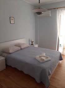 Apartment for rent for €1,300 per month in Athens, Timanthous