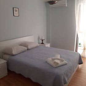 Lägenhet att hyra för 1 300 € i månaden i Athens, Timanthous