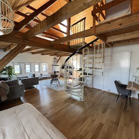 Mieszkanie do wynajęcia za 3300 € miesięcznie w mieście Bregenz, Heldendankstraße
