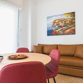 Apartment for rent for €1,000 per month in Athens, Megalou Alexandrou
