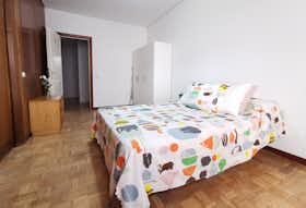 Private room for rent for €620 per month in Madrid, Calle de Francisco Silvela