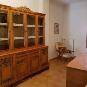 Private room for rent for €200 per month in Potenza, Via Plebiscito