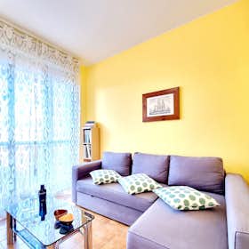 House for rent for €2,650 per month in Milan, Via Luigi Chiarelli