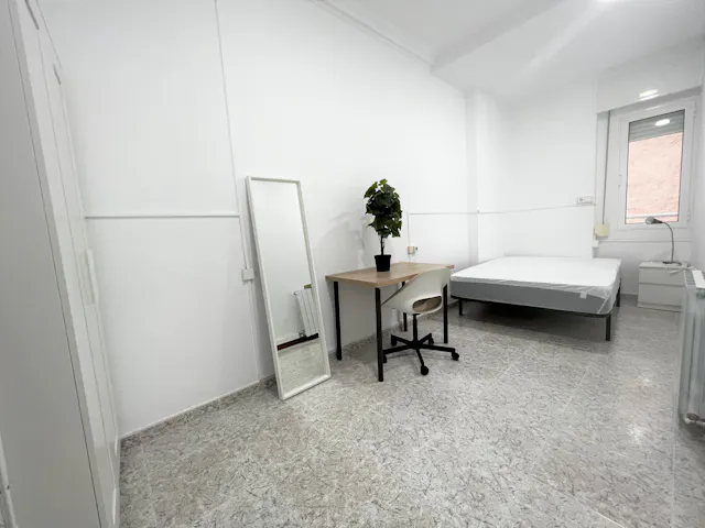 Private room in Carrer de Muntaner, Barcelona (1243837) room image 1
