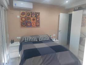Отдельная комната сдается в аренду за 350 € в месяц в Antequera, Avenida de la Vega