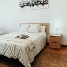 Private room for rent for €780 per month in Barcelona, Carrer de Muntaner