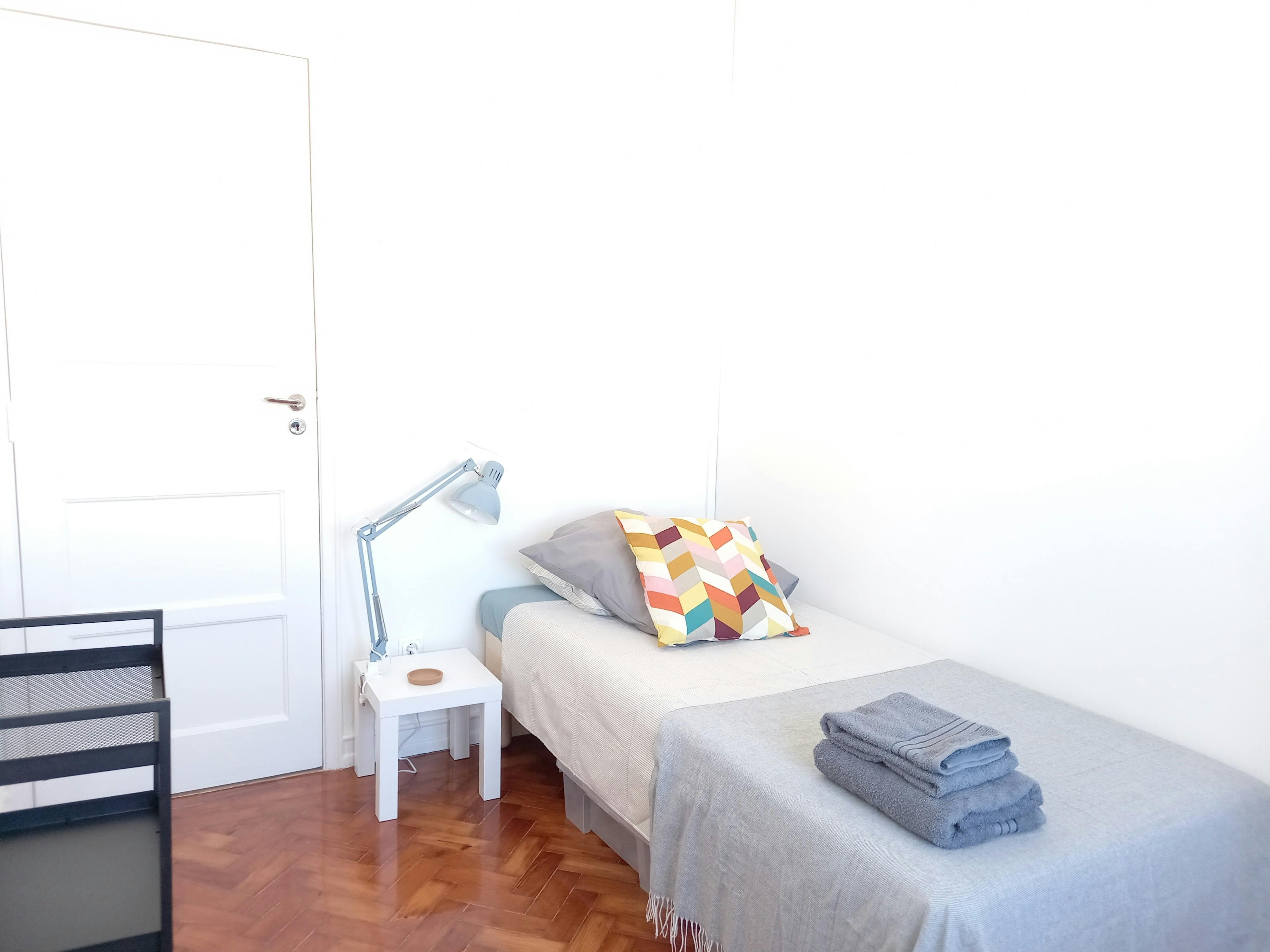 Private room for rent for €500 per month in Lisbon, Rua Passos Manuel