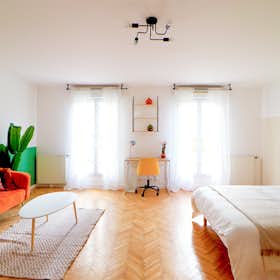 Private room for rent for €850 per month in Saint-Denis, Avenue du Président Wilson