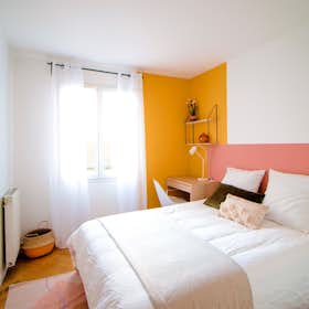 Private room for rent for €710 per month in Saint-Denis, Avenue du Président Wilson